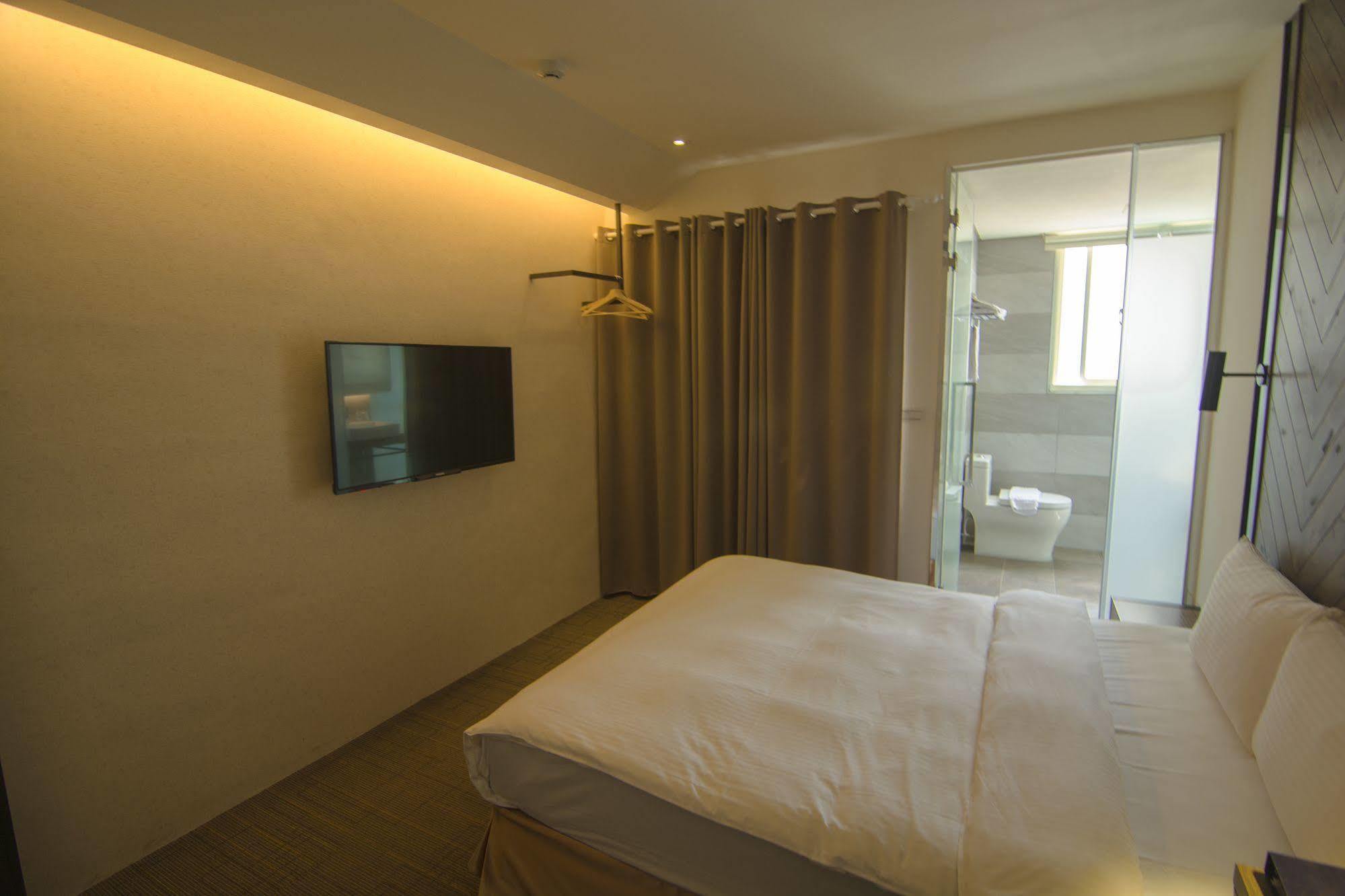 O2 Hotel Taipei Main Station Eksteriør billede