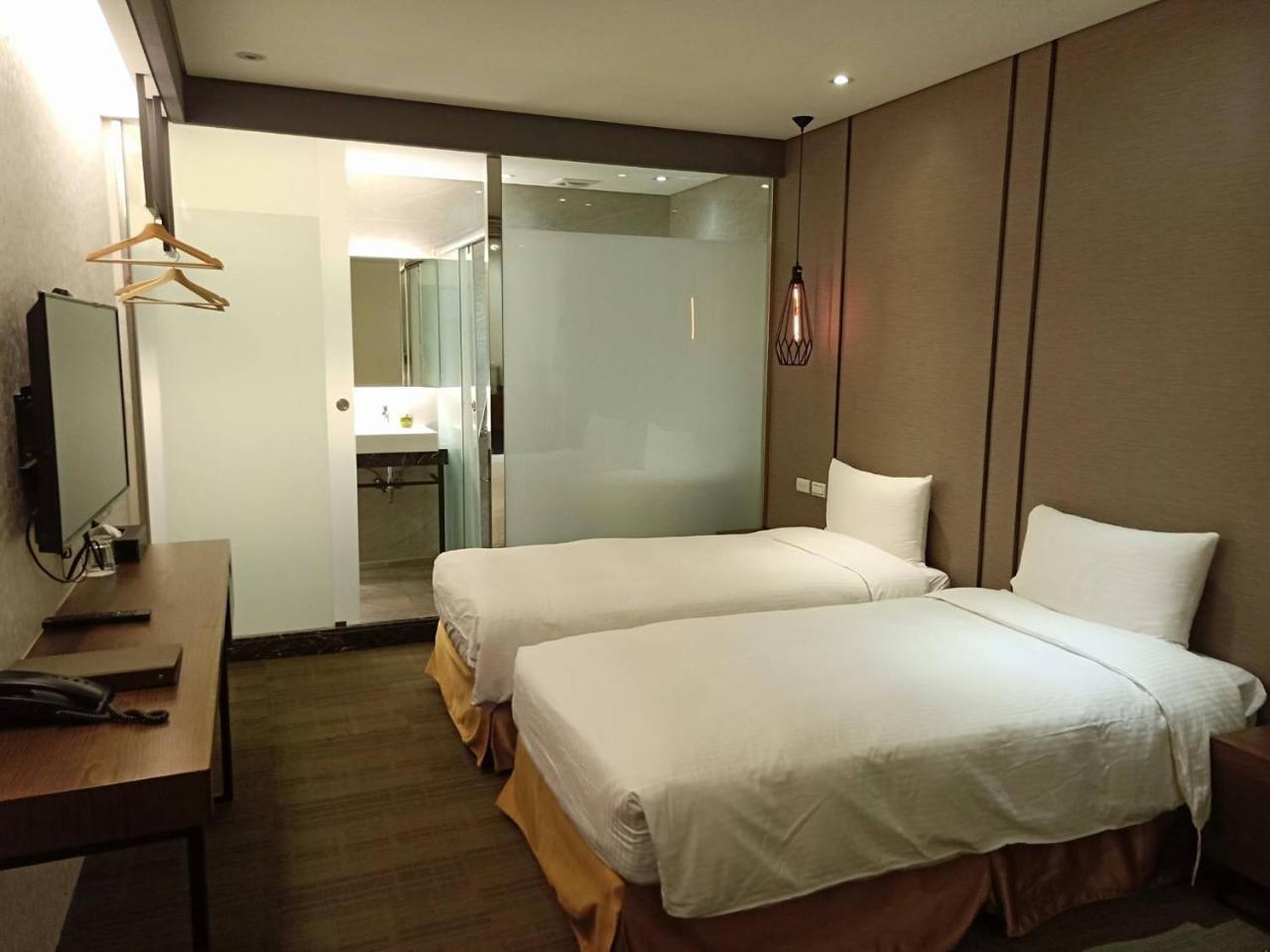O2 Hotel Taipei Main Station Eksteriør billede